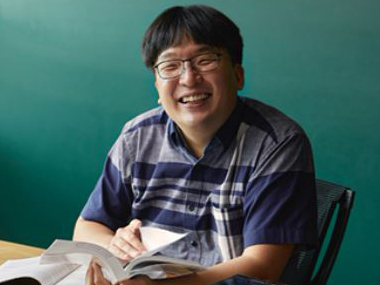 Prof. Donghui Jeong